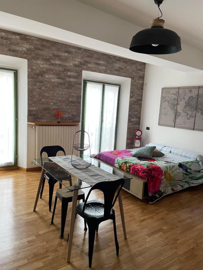 Una Finestra Sul Centro Storico Reggio nell'Emilia Buitenkant foto